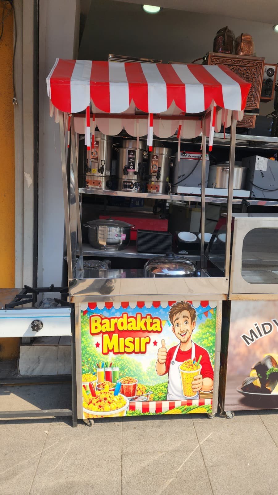 Bardakta Mısır Arabası